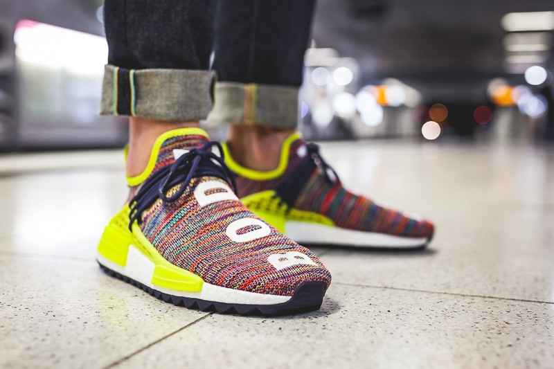 Human races store multicolor